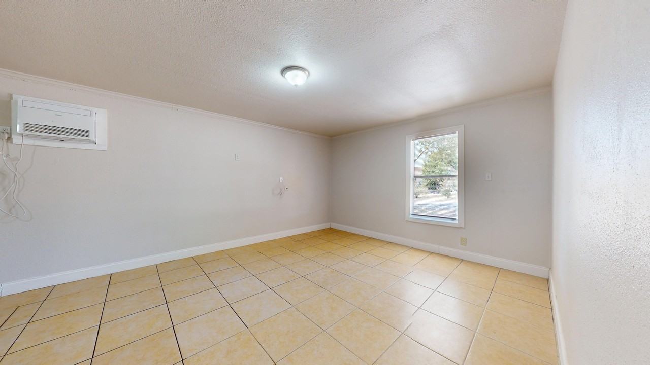 8826 Cape Valley St #1 - Photo 7 of 34