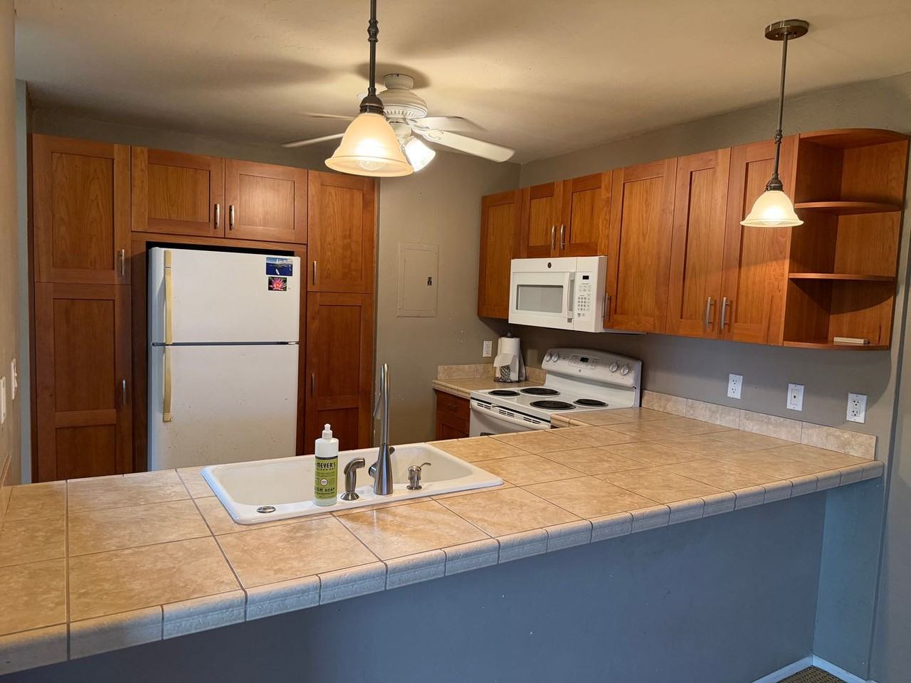 150 Puukolii Rd #29 - Photo 5 of 35