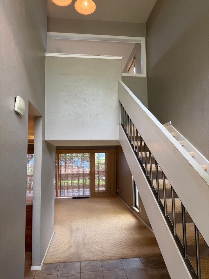 150 Puukolii Rd #29 - Photo 7 of 35