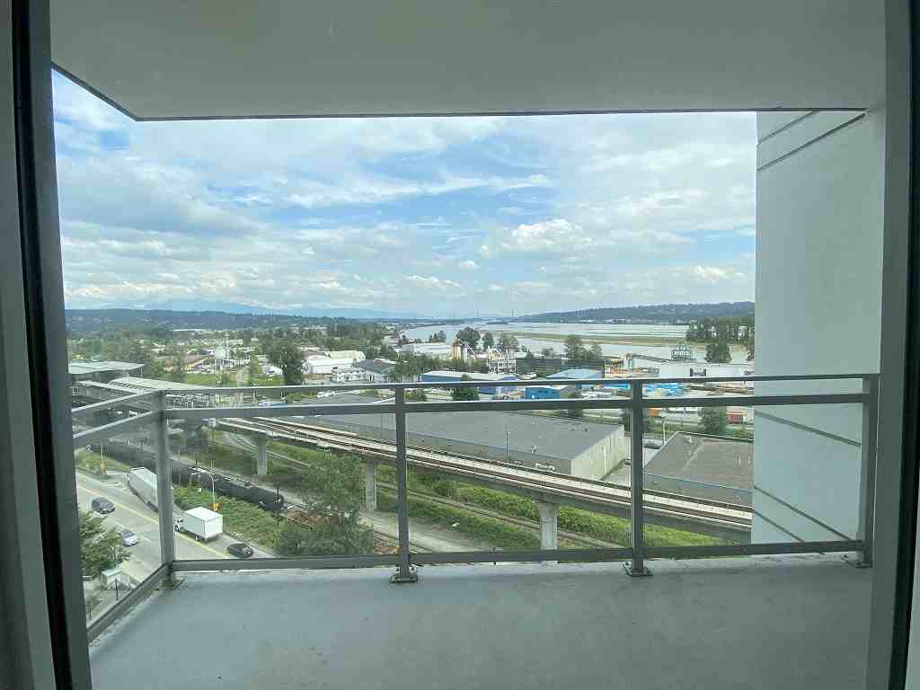 200 Nelsons Cres - Photo 4 of 11