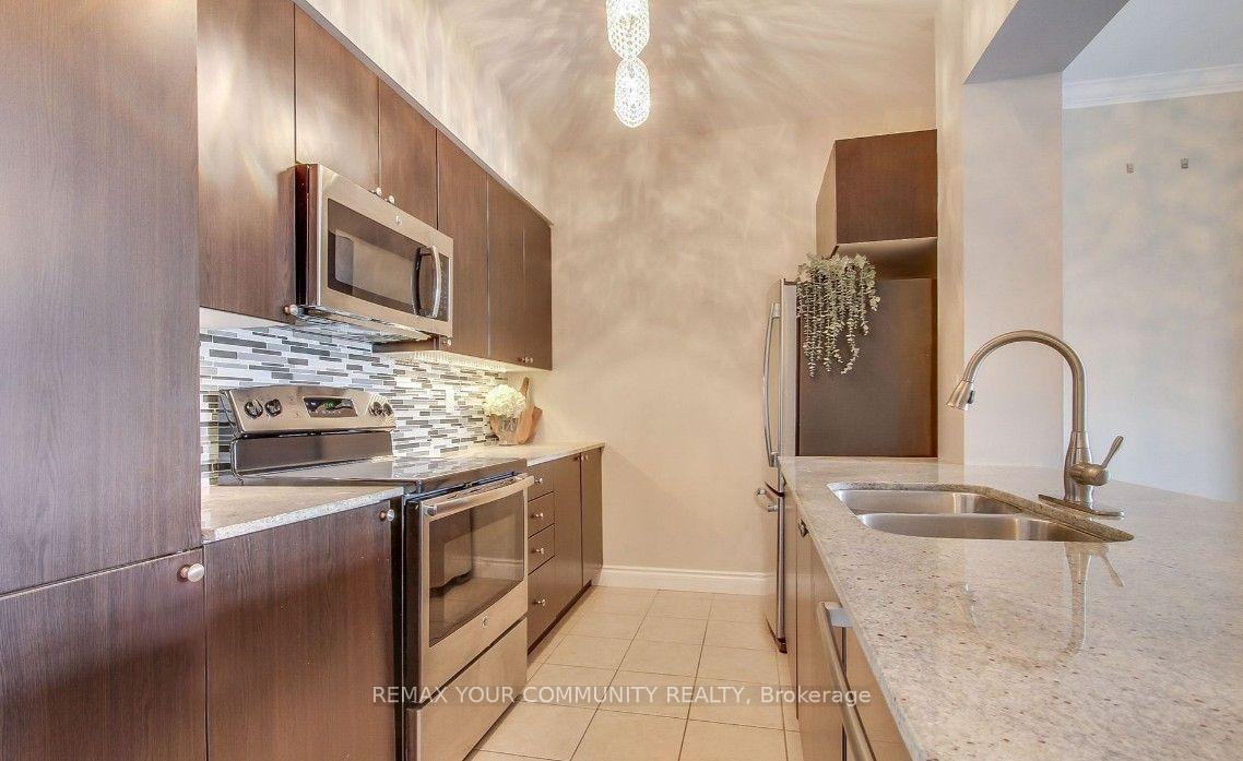 10211 Keele Street - Photo 6 of 25