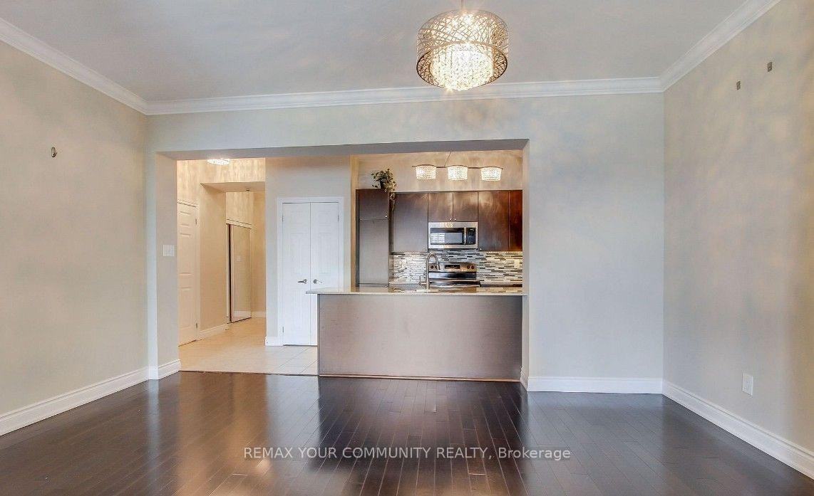 10211 Keele Street - Photo 7 of 25