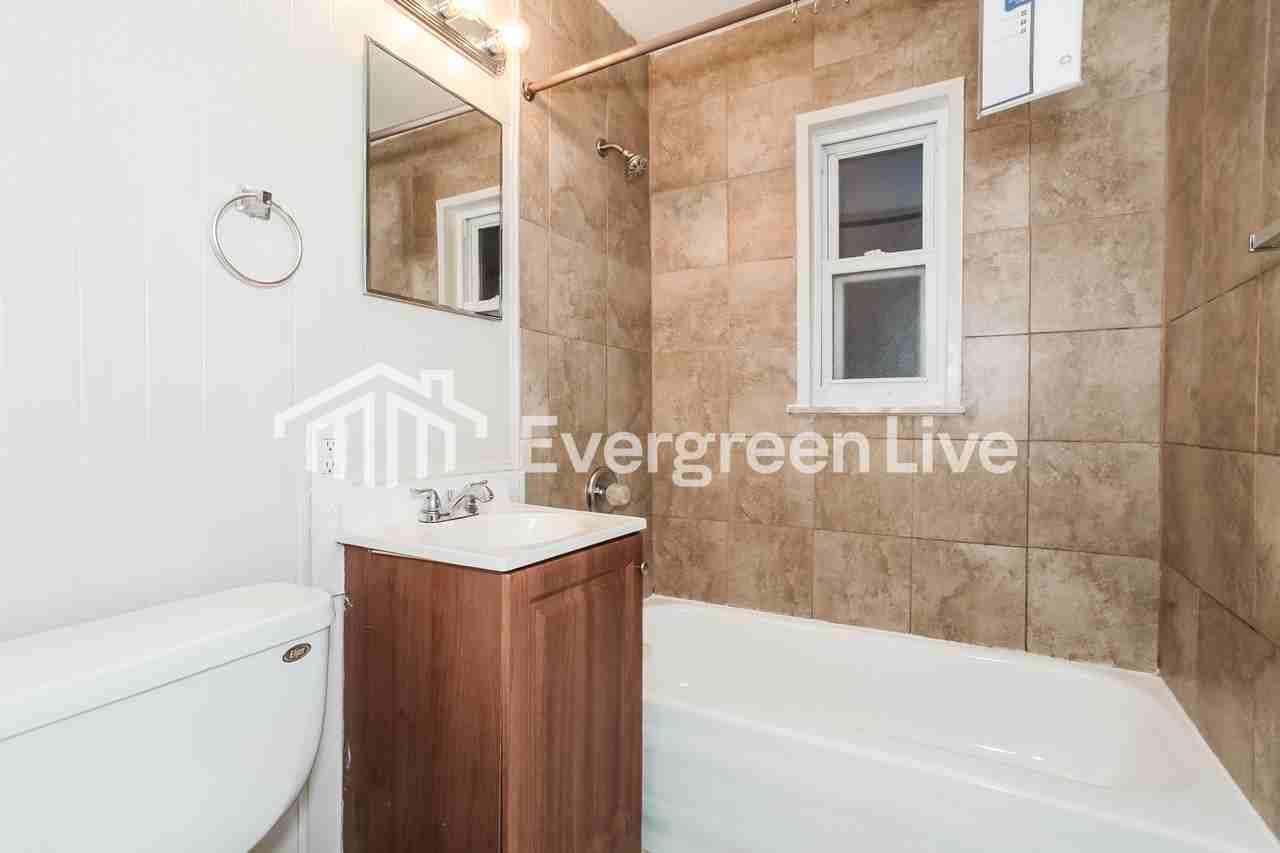 3247 Lapland Dr - Photo 6 of 13