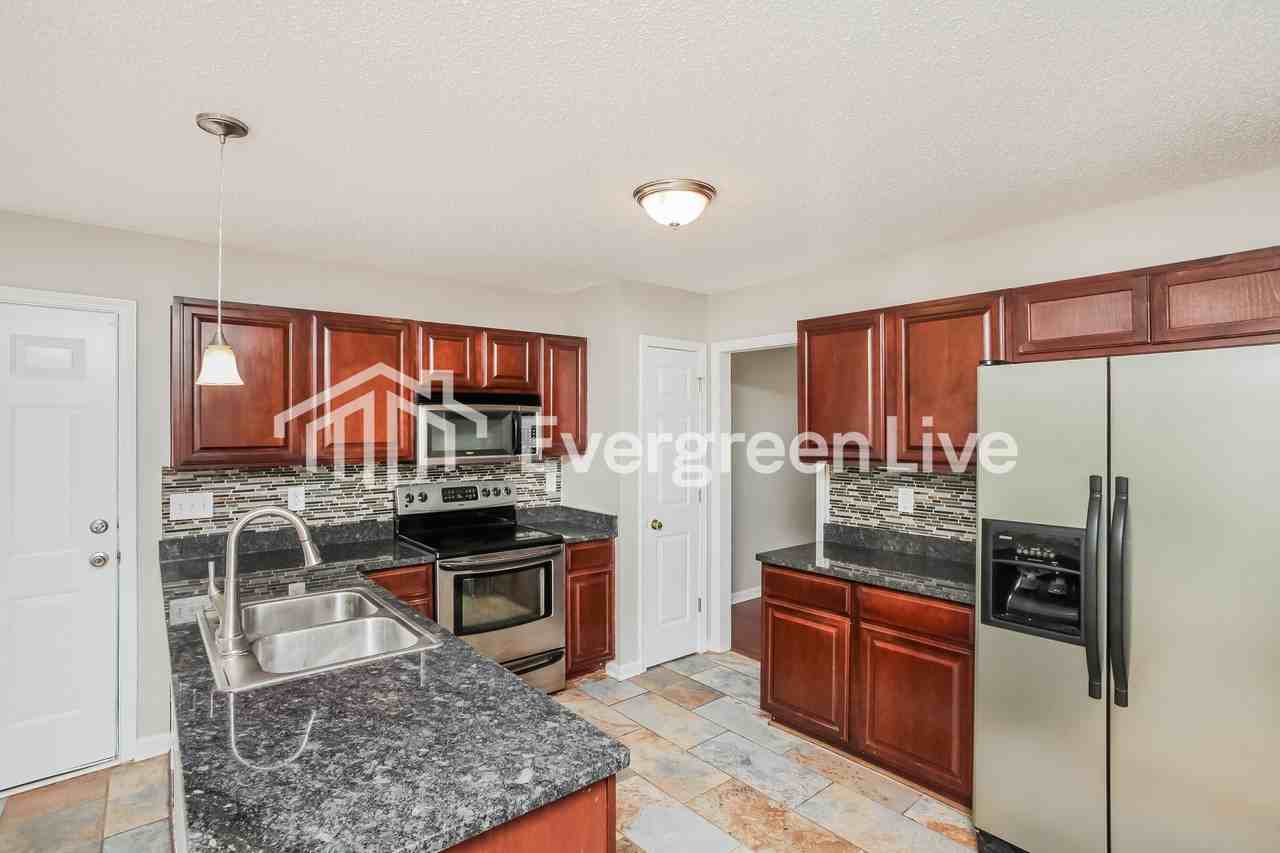 1000 Coralbean Way - Photo 6 of 15