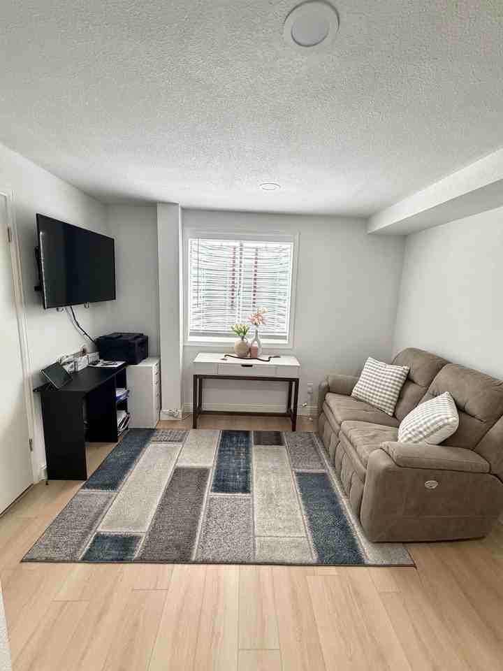 1865 Espana Way #1 - Photo 6 of 19