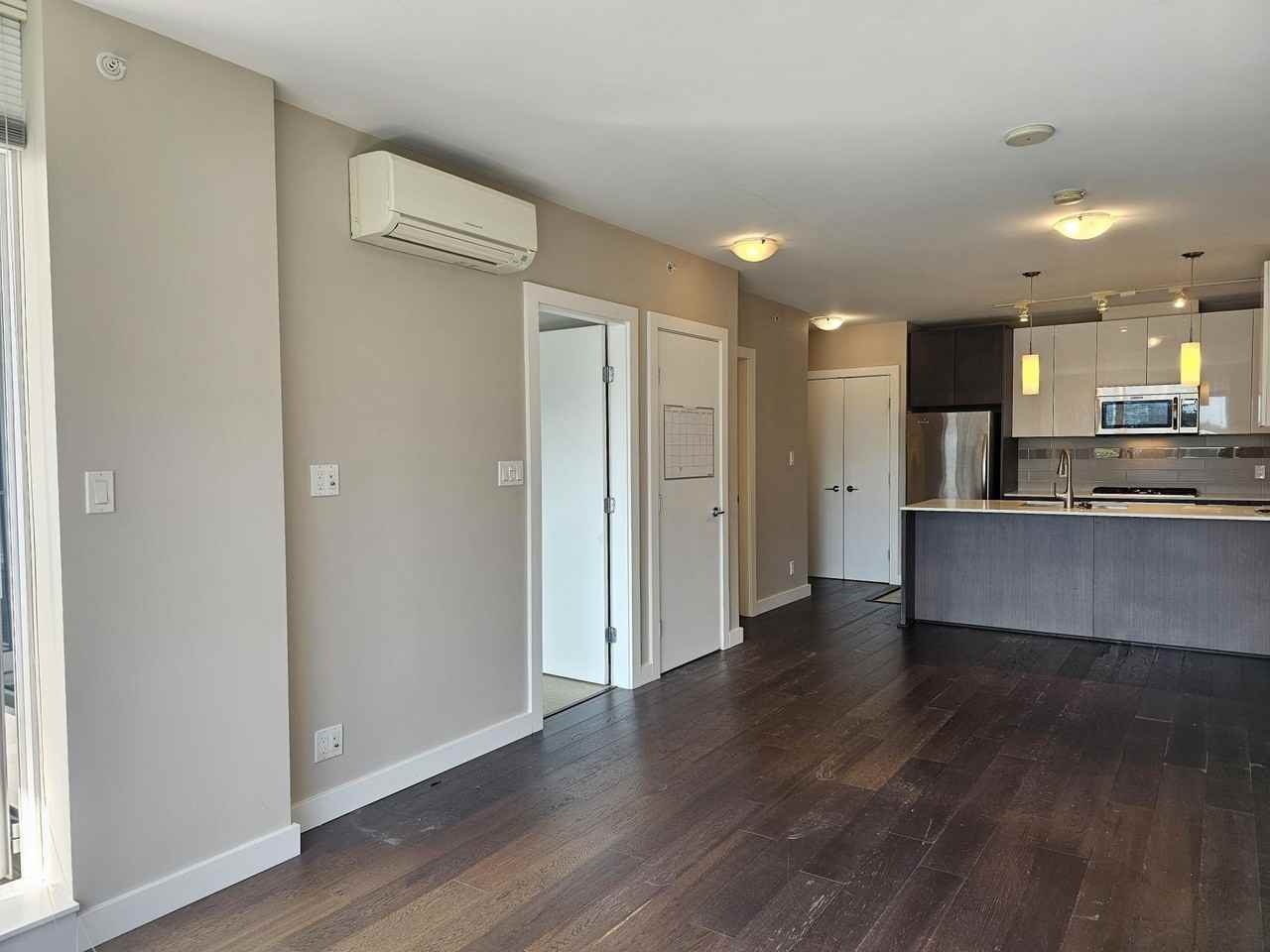 5511 Hollybridge Way #5021 - Photo 6 of 15