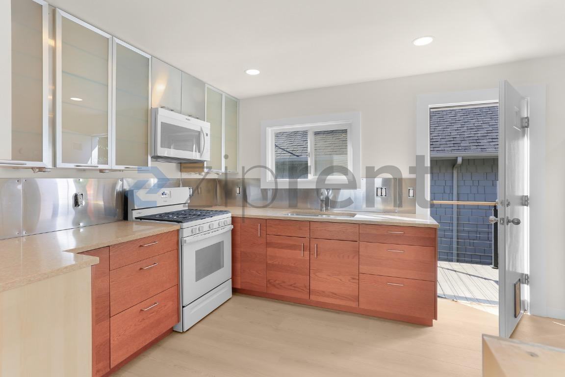 3052 22nd Ave W #A - Photo 5 of 16