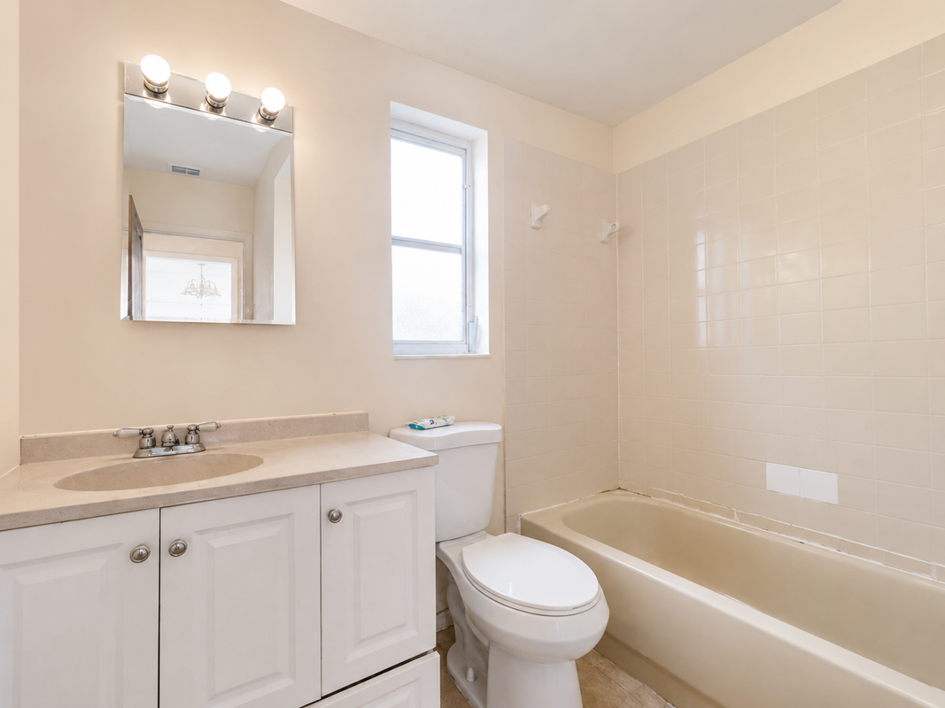 3233 Edgewood Ave - Photo 3 of 10