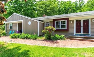 256 Old County Rd - Photo 1 of 1