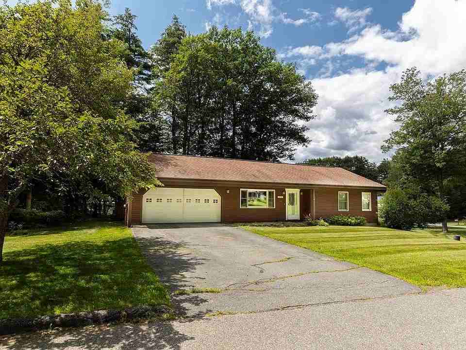 42 Cottage Cir - Photo 2 of 16