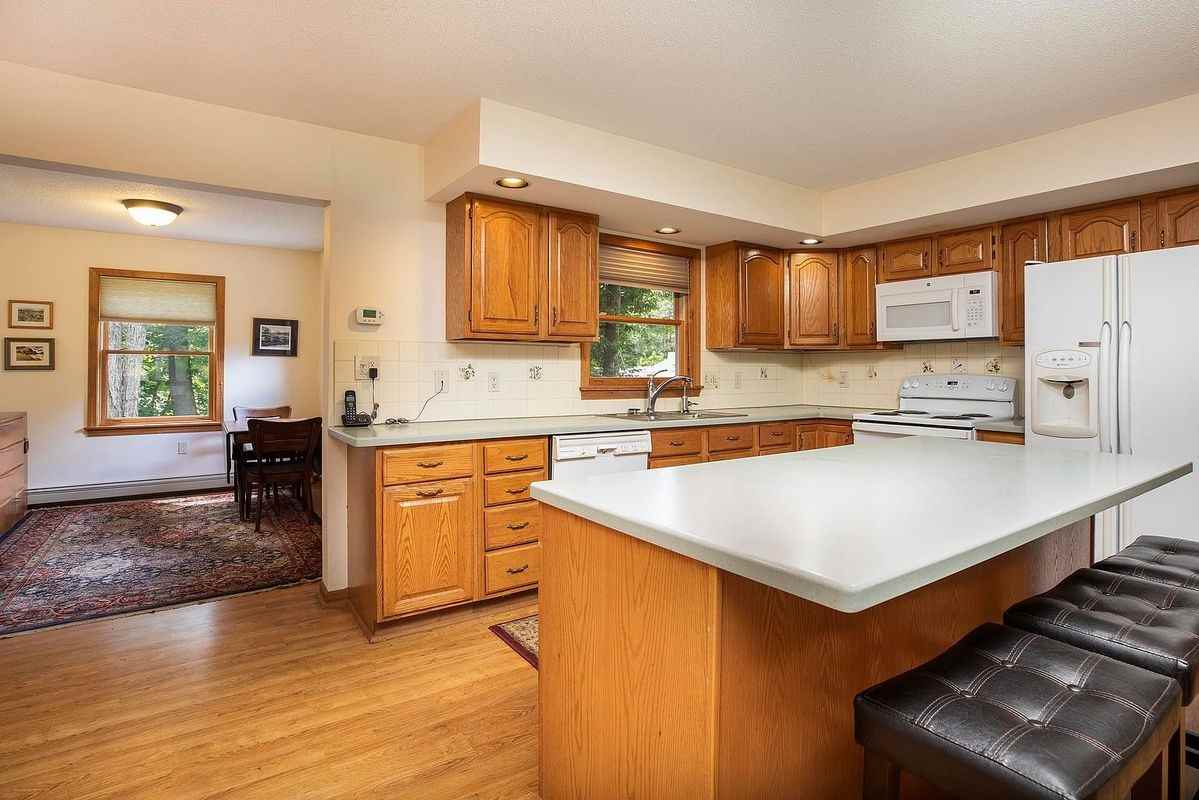 42 Cottage Cir - Photo 4 of 16