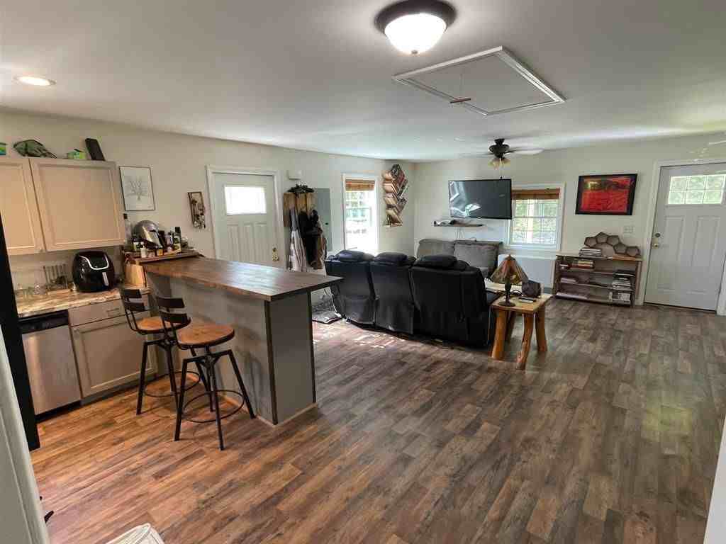 35 Clinton Rd - Photo 4 of 16