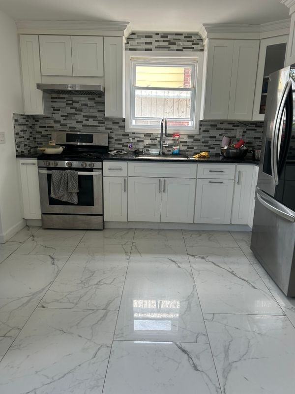 311 E 26th St - Photo 4 of 21