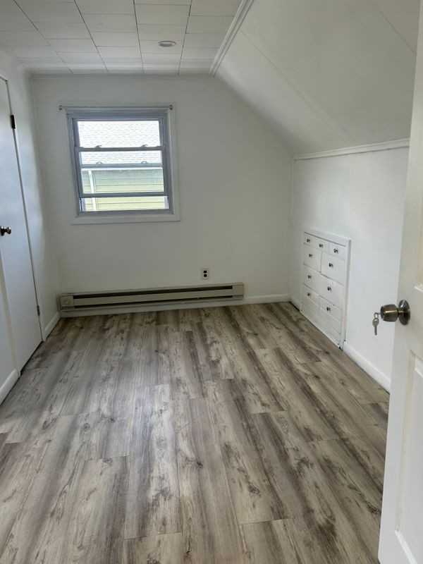 311 E 26th St - Photo 7 of 21
