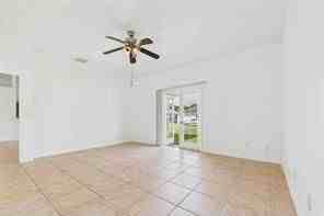 3610 Sw Margela St - Photo 6 of 27