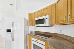 3610 Sw Margela St - Photo 7 of 27
