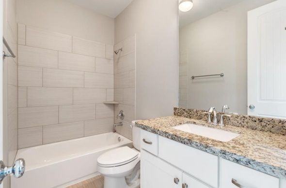 805 W 23rd St ##B - Photo 3 of 20