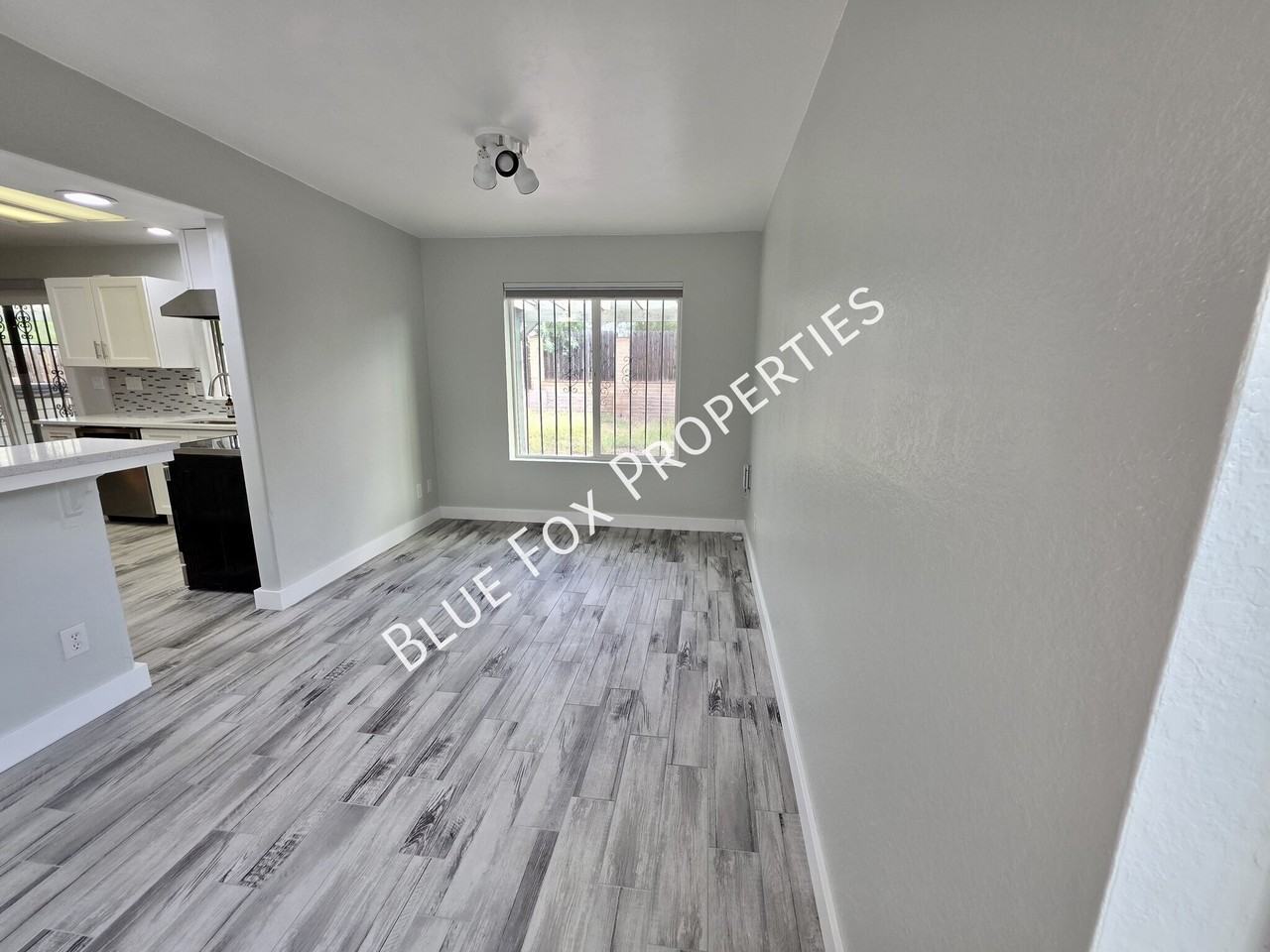 8340 E Fond Du Lac Dr - Photo 6 of 26