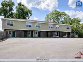 featured image of 1207 Holly Ave #F