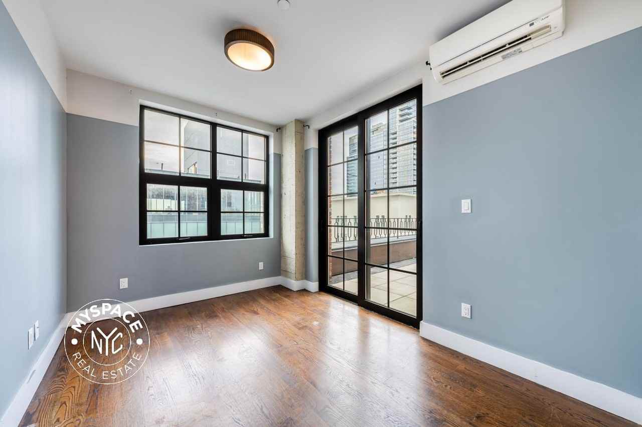 187 Kent Ave #702 - Photo 7 of 21
