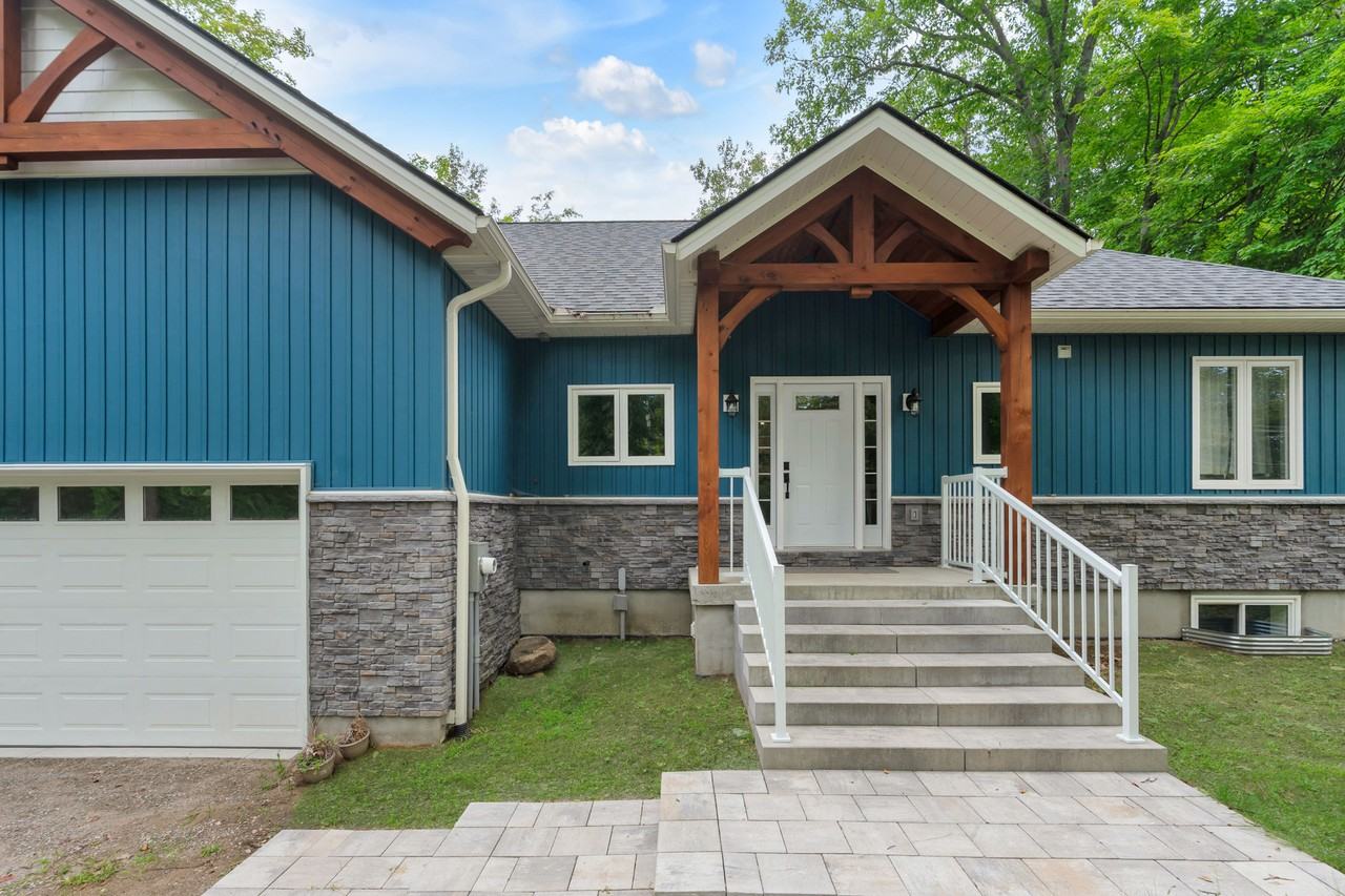 6 Oneida Crescent, Tiny, ON L9M 0B2, Canada - Photo 2 of 30