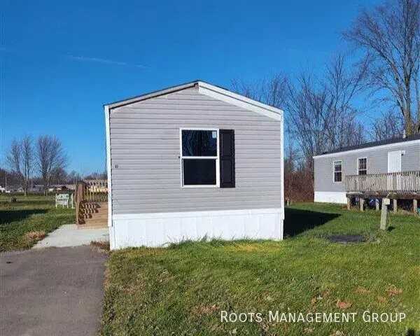 47 Oak St #47 - Photo 2 of 16