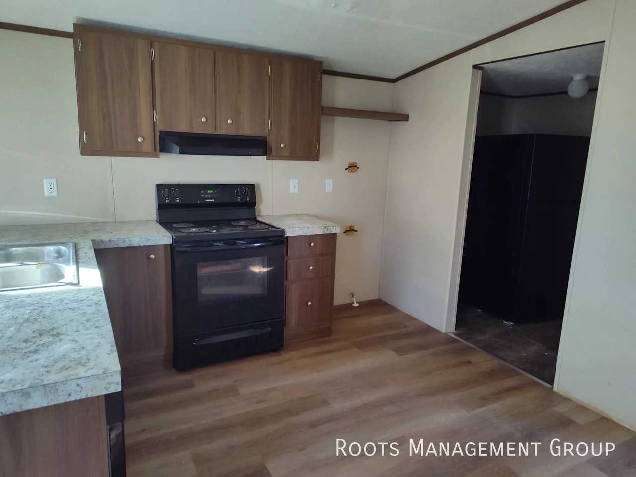 47 Oak St #47 - Photo 4 of 16