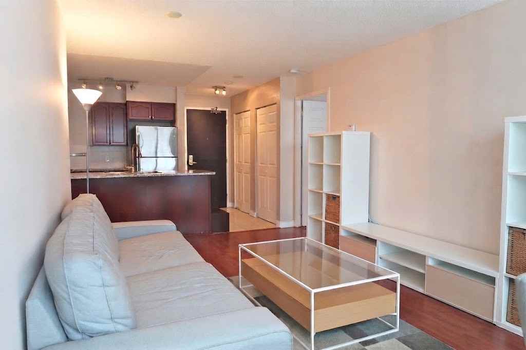 51 Lower Simcoe St #1712 - Photo 3 of 14