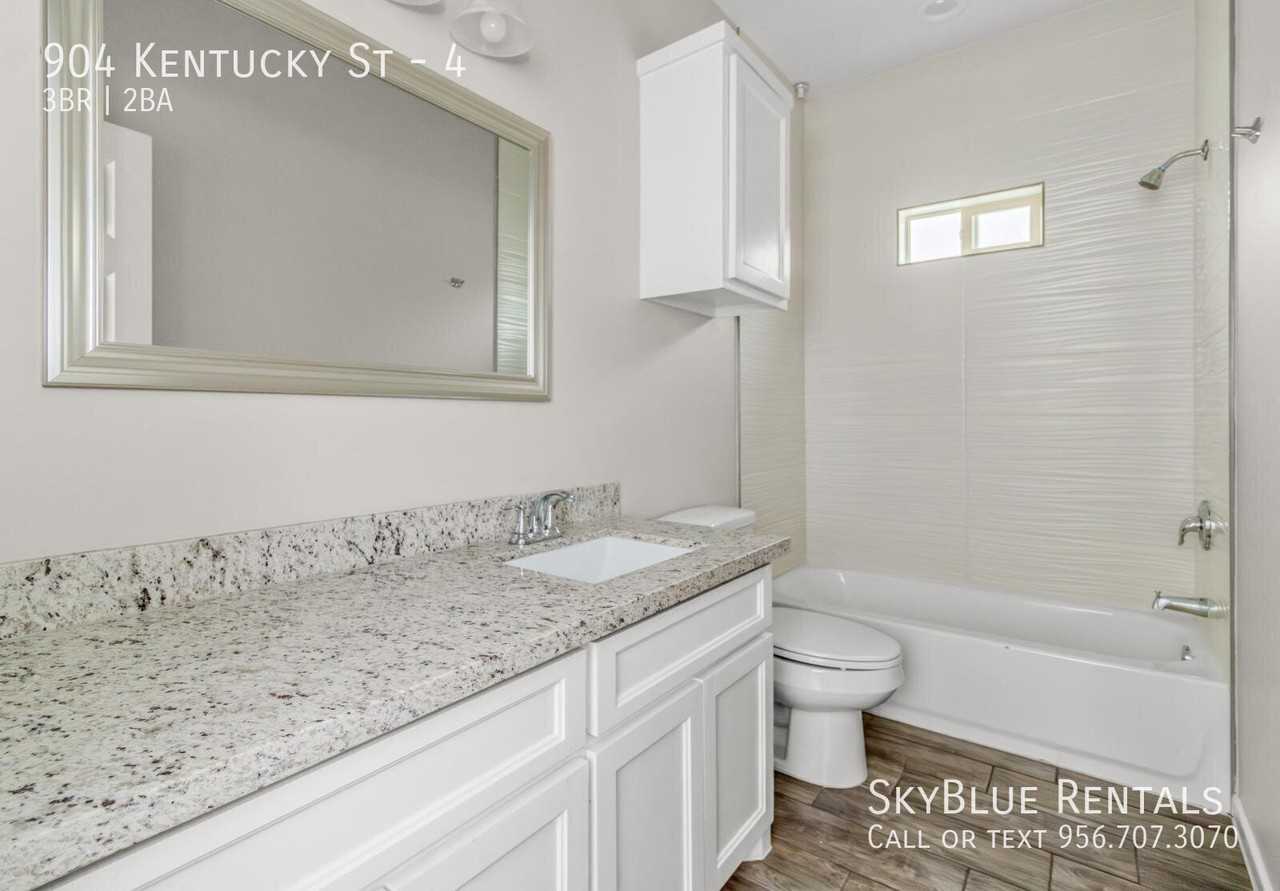 904 N Kentucky St #4 - Photo 5 of 11
