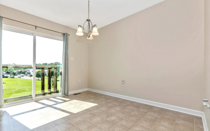 1042 Orndorff Ct - Photo 5 of 31