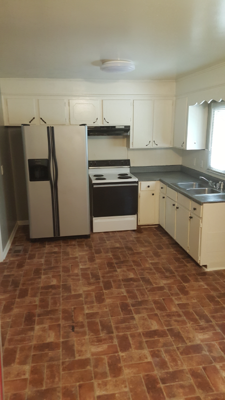 5143 Snow White Ln - Photo 3 of 8