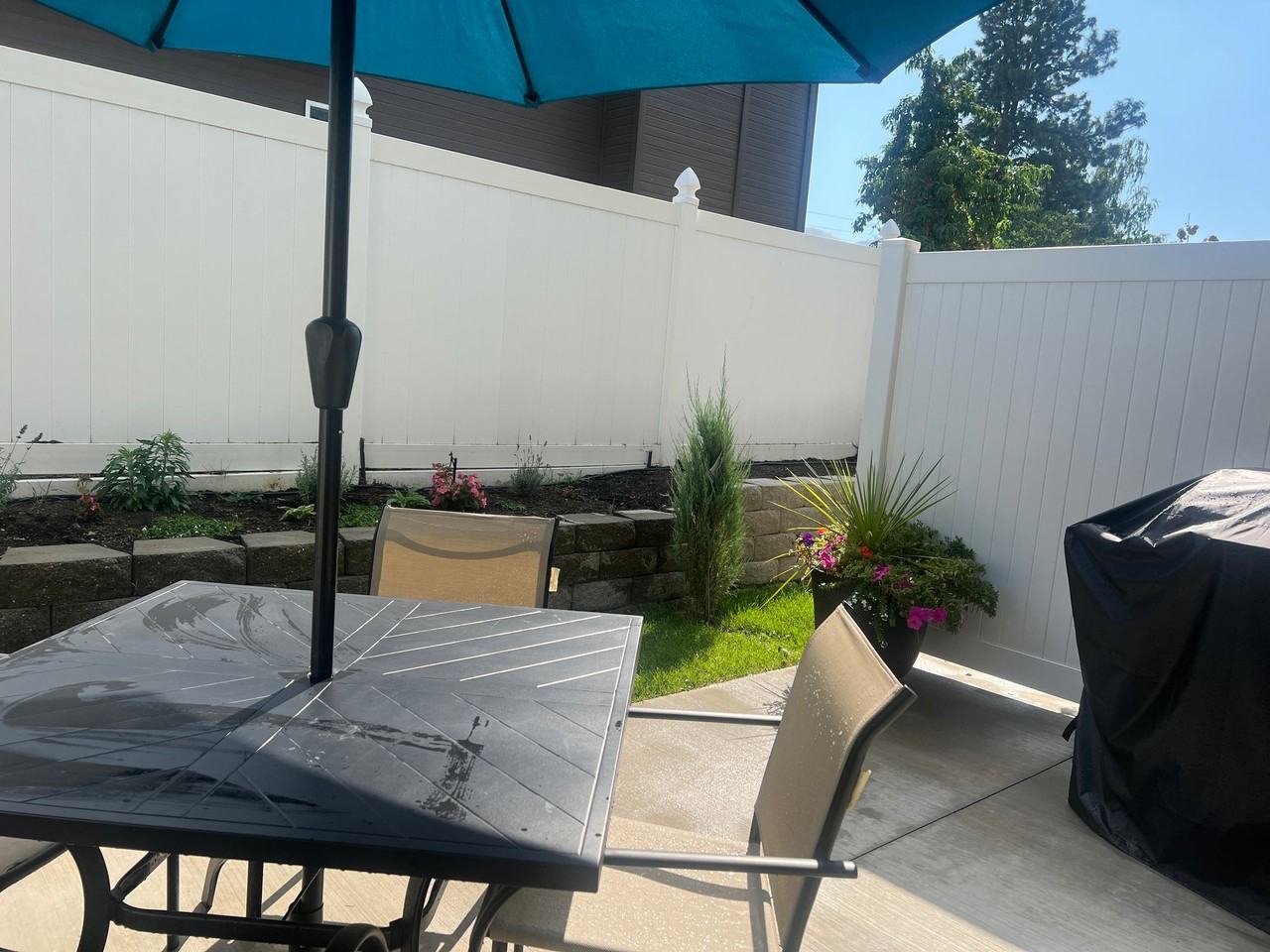 910 Poplar Ave #B1 - Photo 5 of 22
