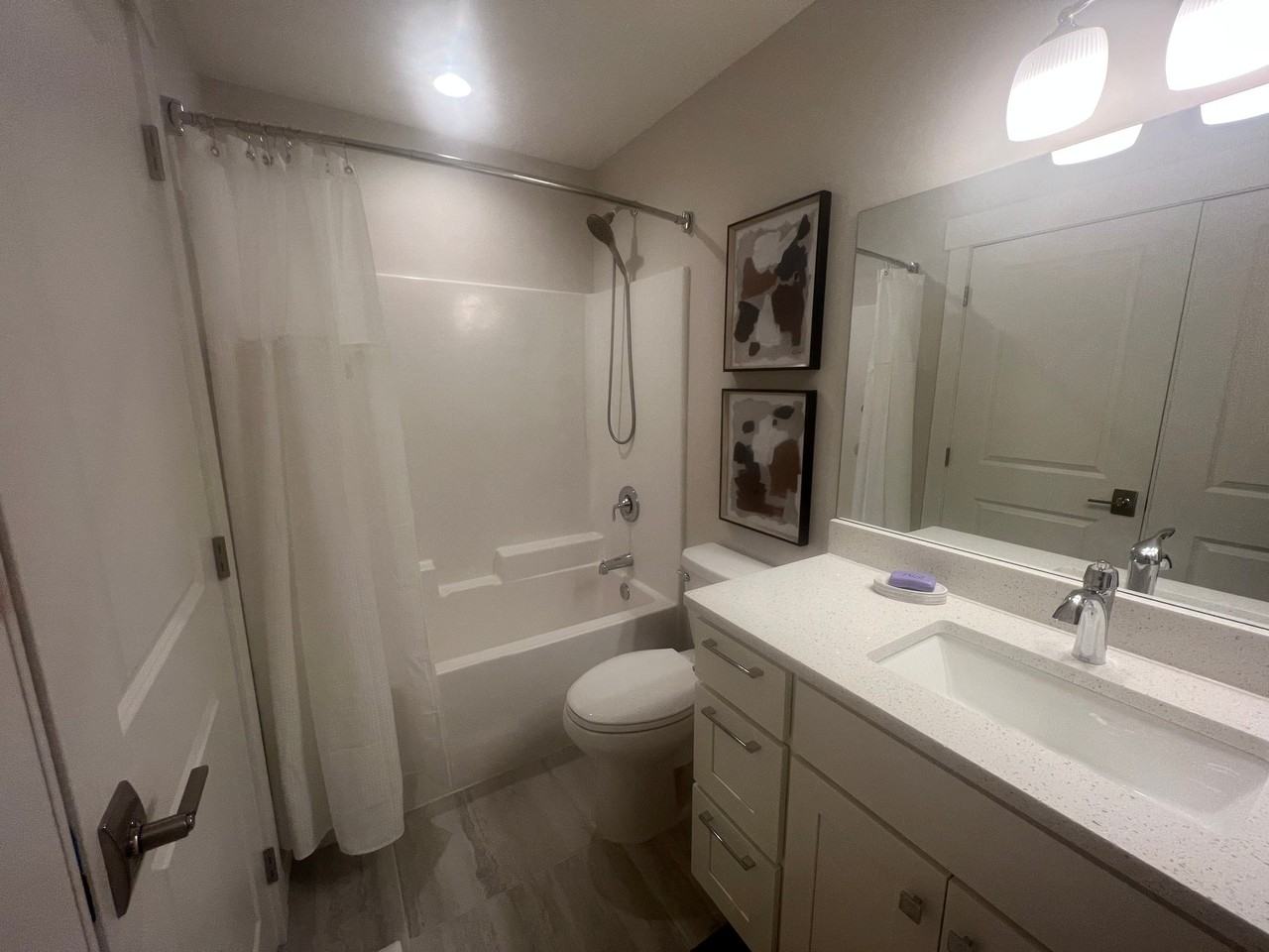 910 Poplar Ave #B1 - Photo 6 of 22