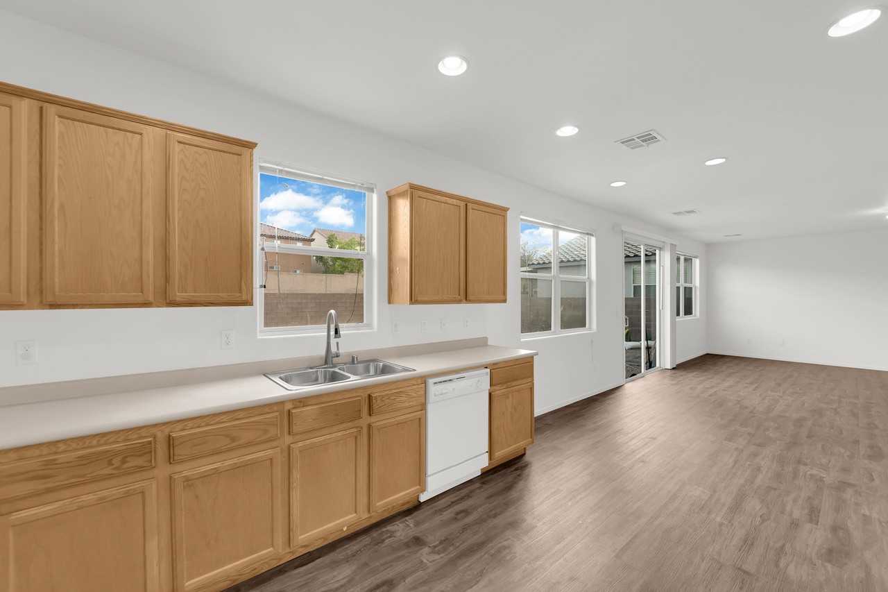 9633 Rolling Thunder Ave - Photo 6 of 36