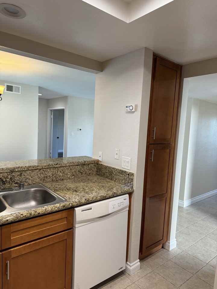 465 S Ranch View Cir #56 - Photo 7 of 29