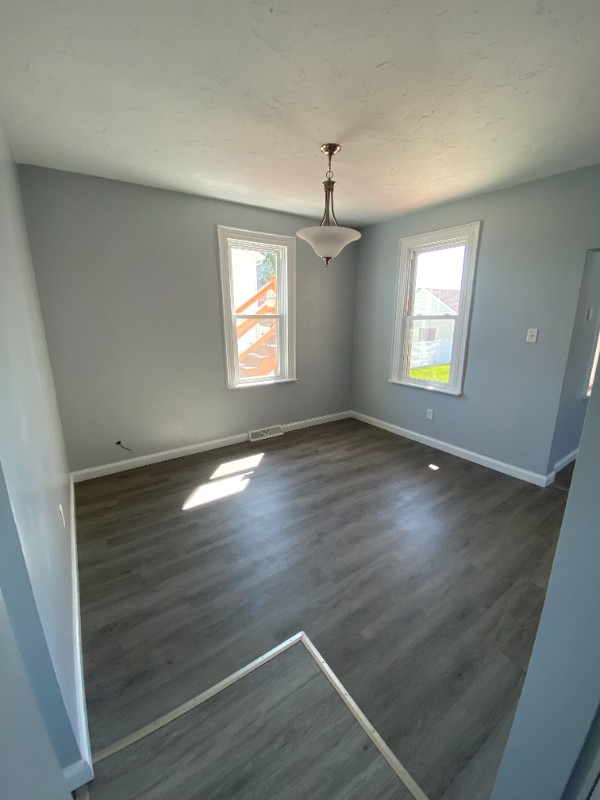 712 Linden Ave #A - Photo 3 of 9