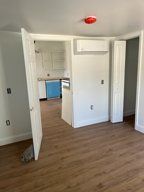 4215 Mission Rd - Photo 5 of 5