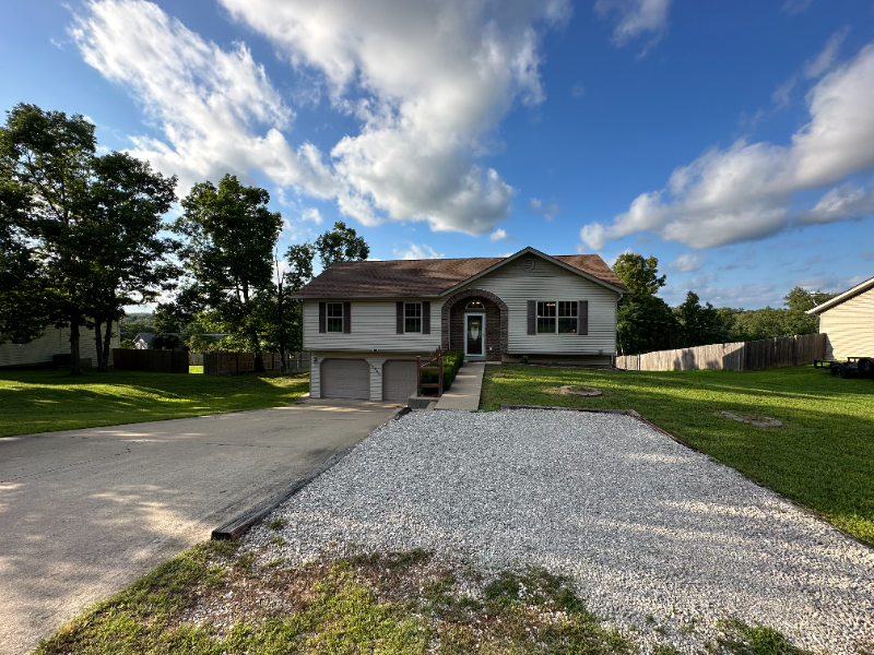 15640 Top Dr - Photo 2 of 43