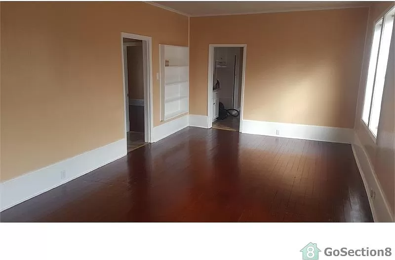 7137 Gregory St - Photo 3 of 12