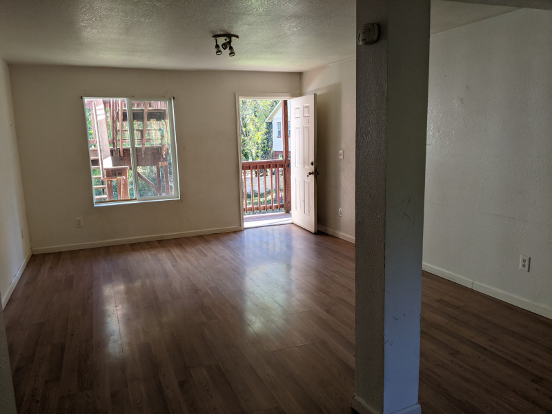 14301 Mill Ct #2 - Photo 4 of 9