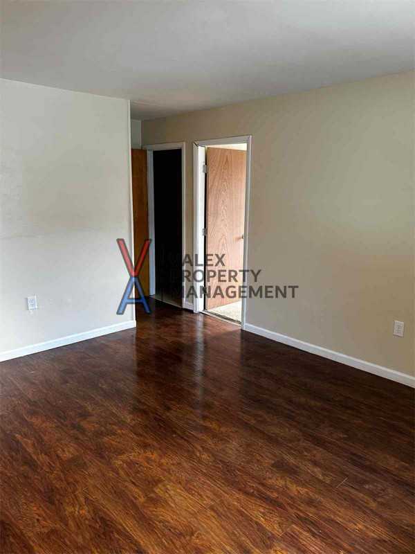 417 Main St #2 - Photo 7 of 14