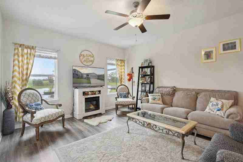 10503 Daybreak Gln - Photo 4 of 25