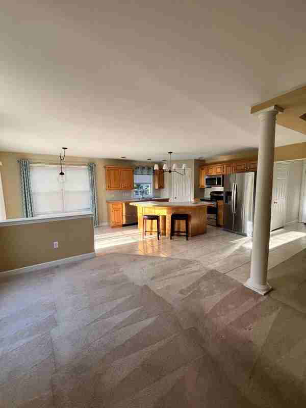 66 Michigan Dr - Photo 3 of 13