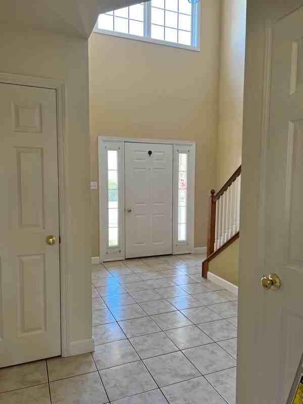 66 Michigan Dr - Photo 6 of 13