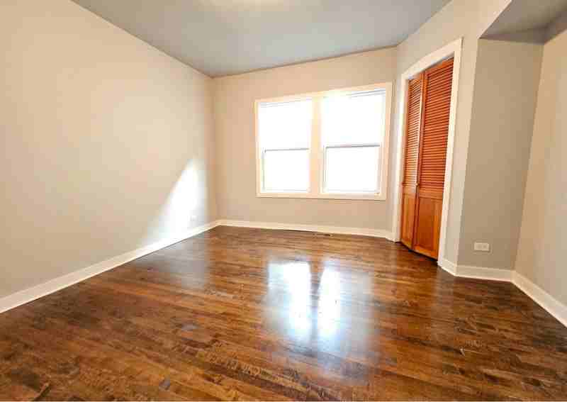 121 N Menard Ave #2 - Photo 6 of 13