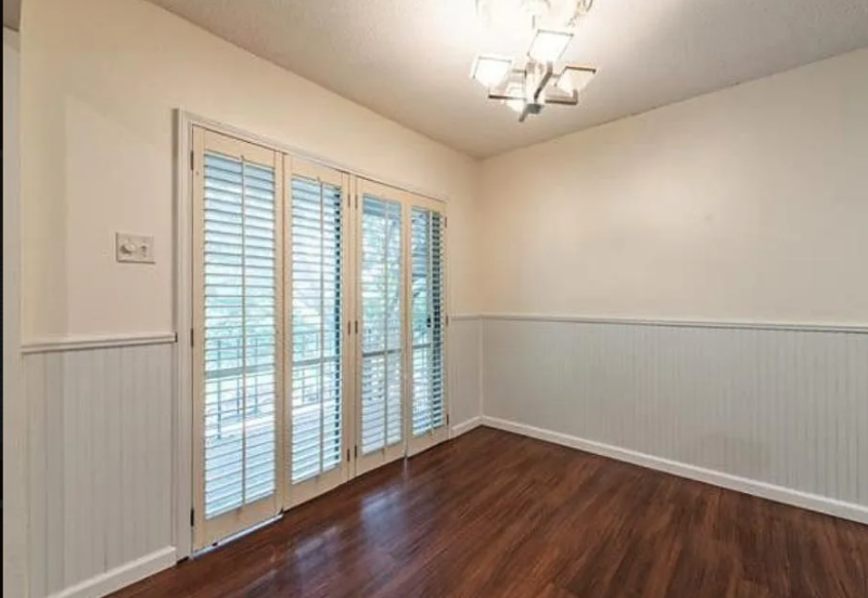 5838 Sandhurst Ln - Photo 7 of 20