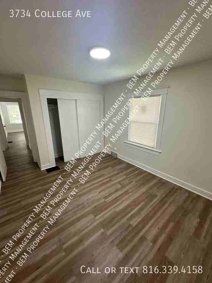 3734 College Ave - Photo 3 of 7
