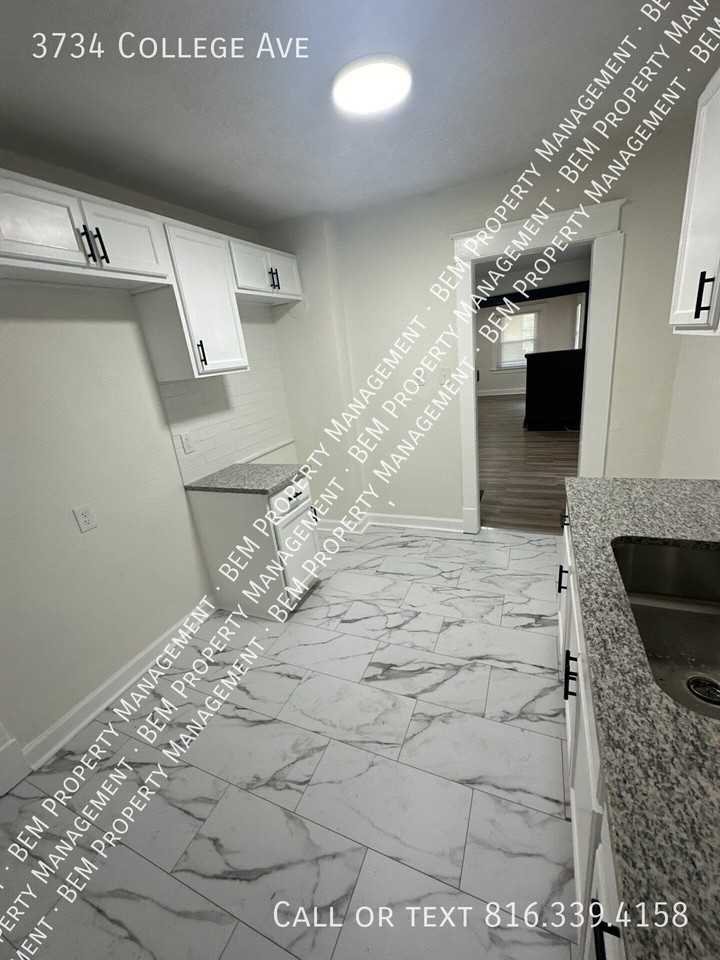 3734 College Ave - Photo 5 of 7