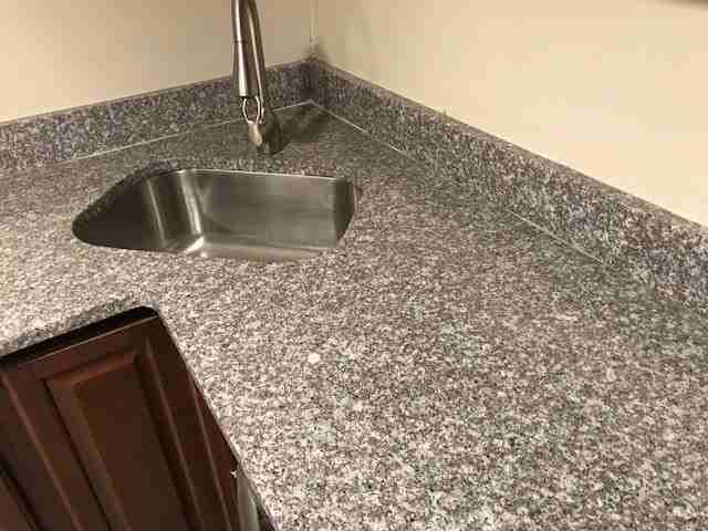 435 Augusta St - Photo 2 of 18