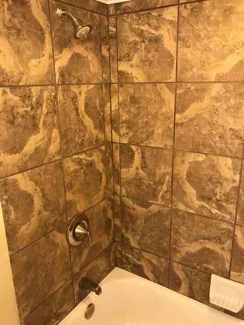 435 Augusta St - Photo 6 of 18